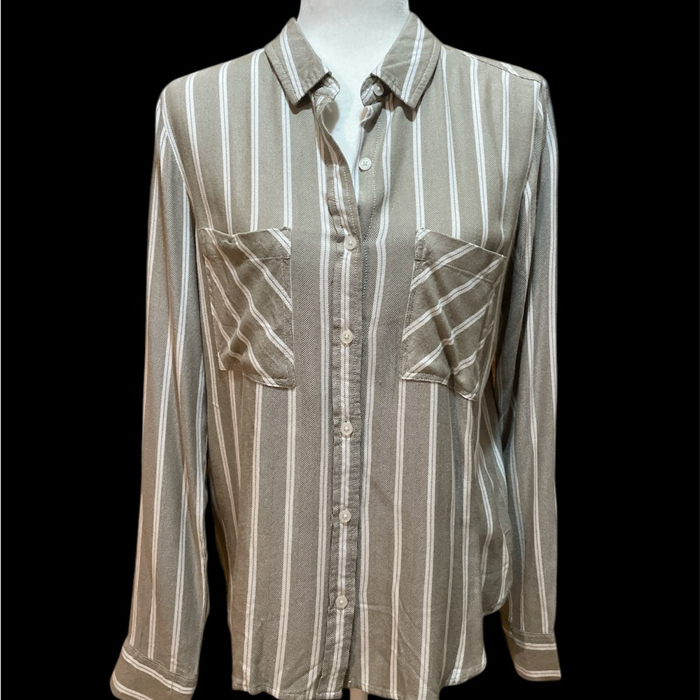 Thread & Supply neutral color button down. Super soft! Tan and white colors